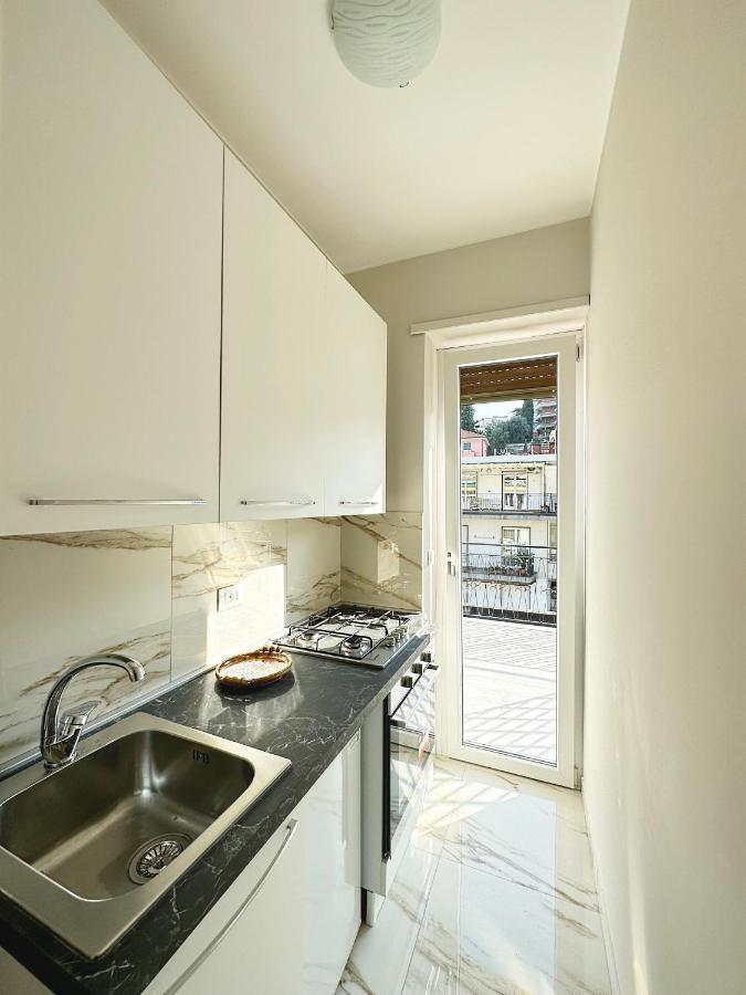 Wh - Un Posto Al Sole - Attico Monolocale Con Parcheggio Gratuito - 5 Minuti Dal Centro - Wifi Apartment ซานเรโม ภายนอก รูปภาพ